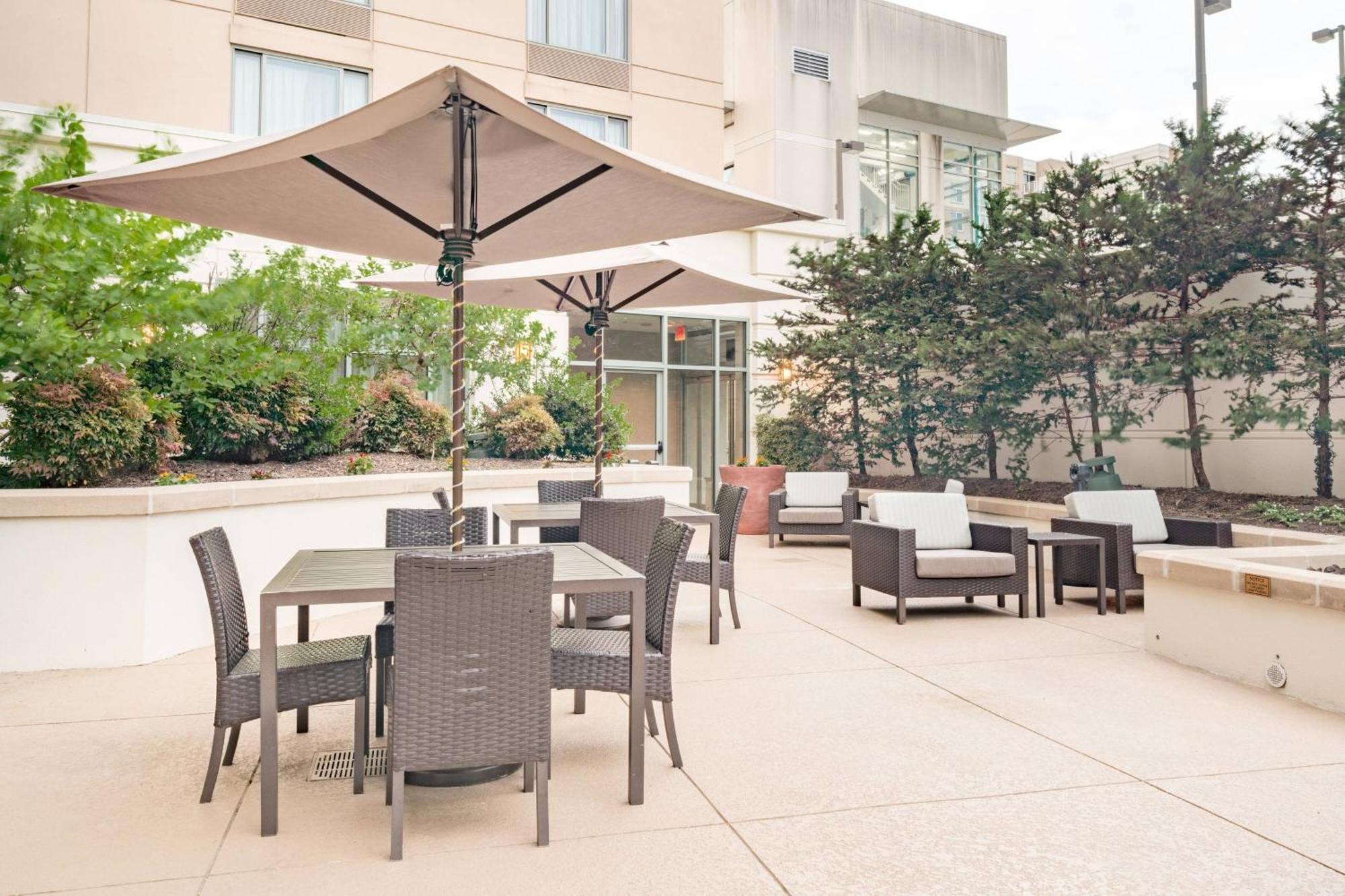 Courtyard By Marriott Silver Spring Downtown Kültér fotó