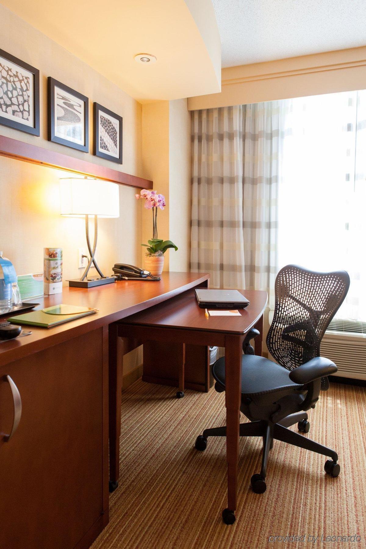 Courtyard By Marriott Silver Spring Downtown Kültér fotó